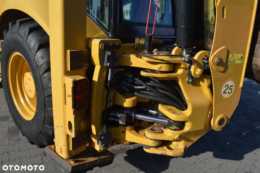 Caterpillar 428E - 15