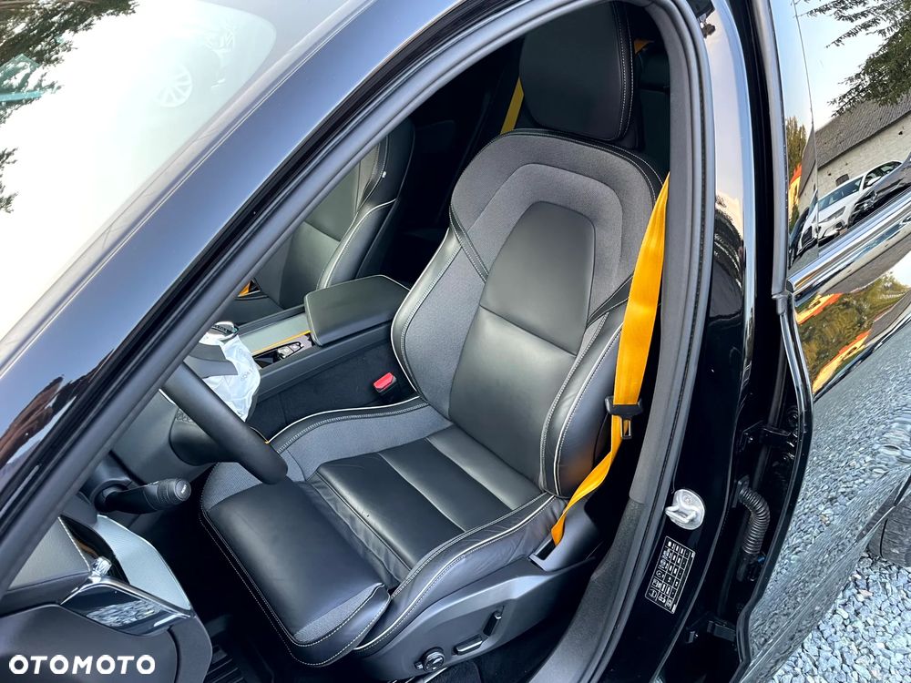 Volvo XC 60 T8 AWD Polestar Engineered - 18