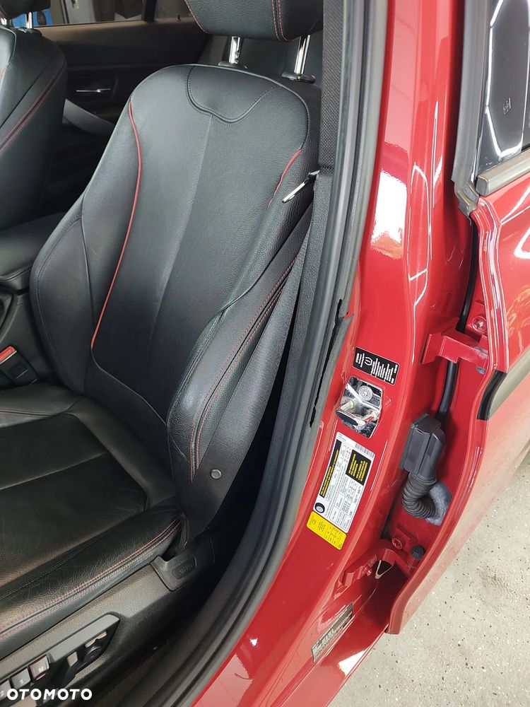 BMW Seria 3 - 29