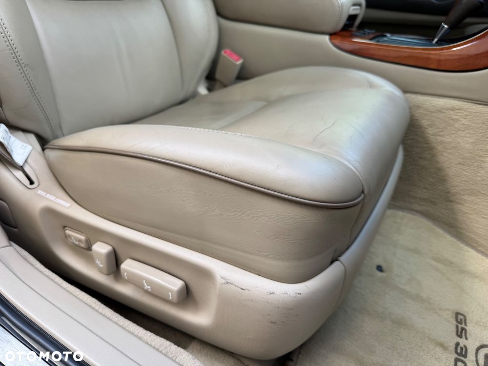 Lexus GS 300 - 31