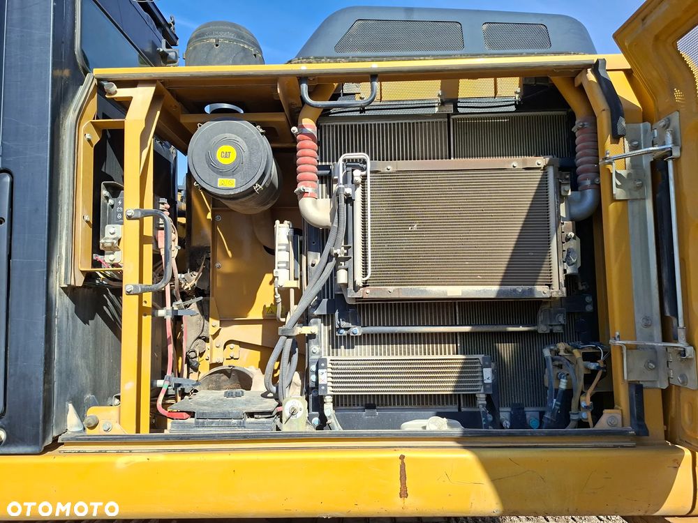 Caterpillar CAT 320 EL - 21