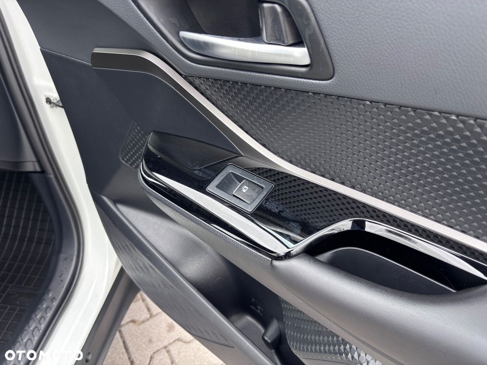 Toyota C-HR Business-Edition - 31