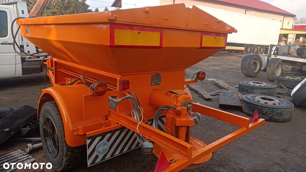Zabudowa piaskarka solarka soli piasku - 9