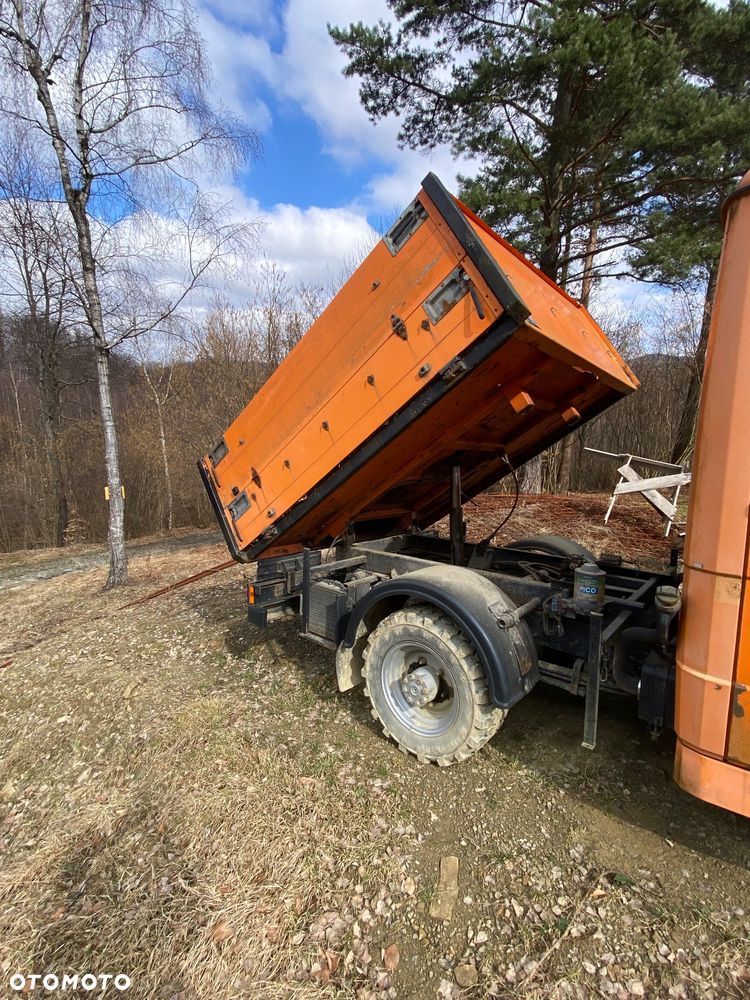Mercedes-Benz 614 - 12