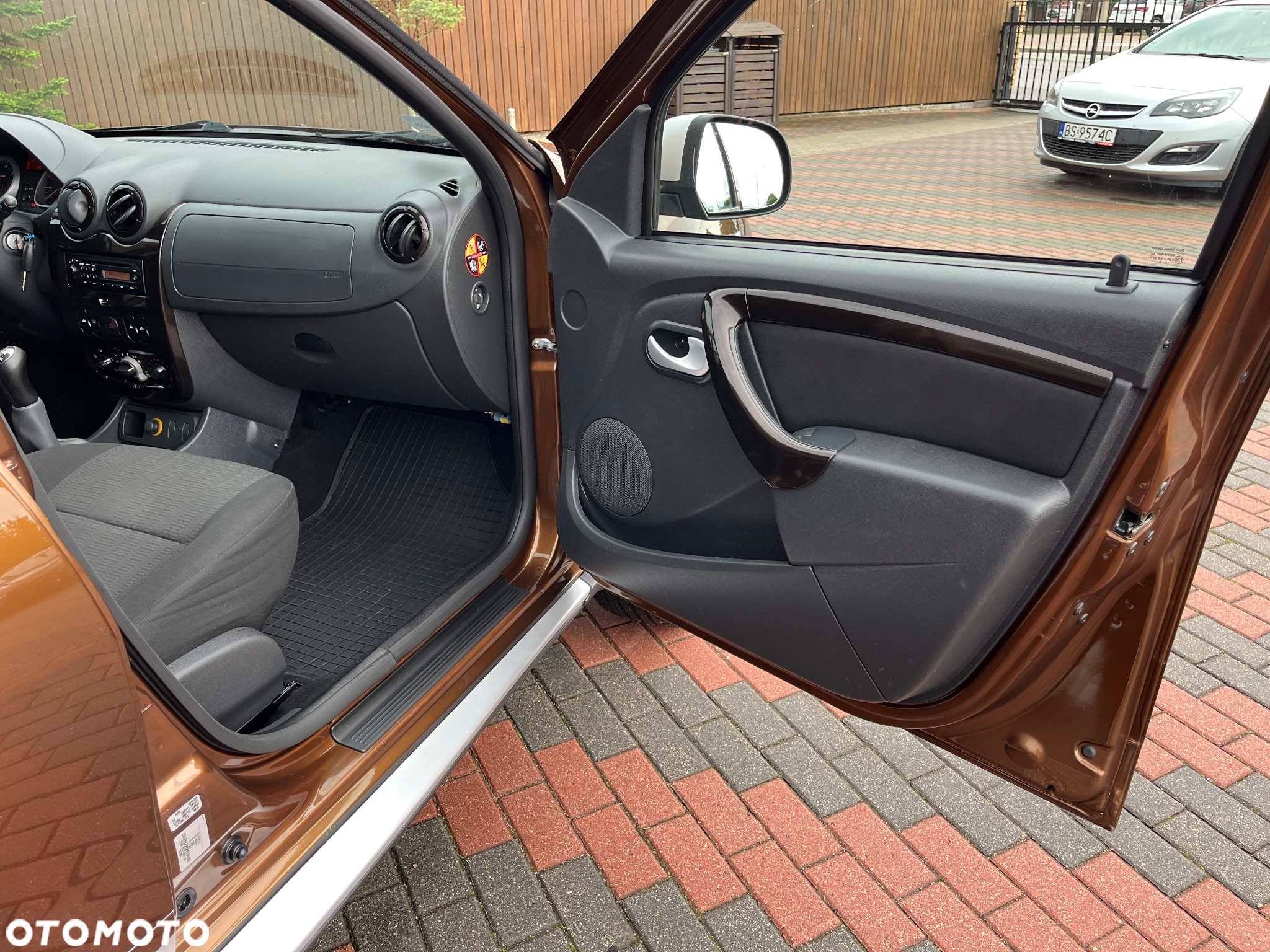 Dacia Duster 1.6 Laureate - 8