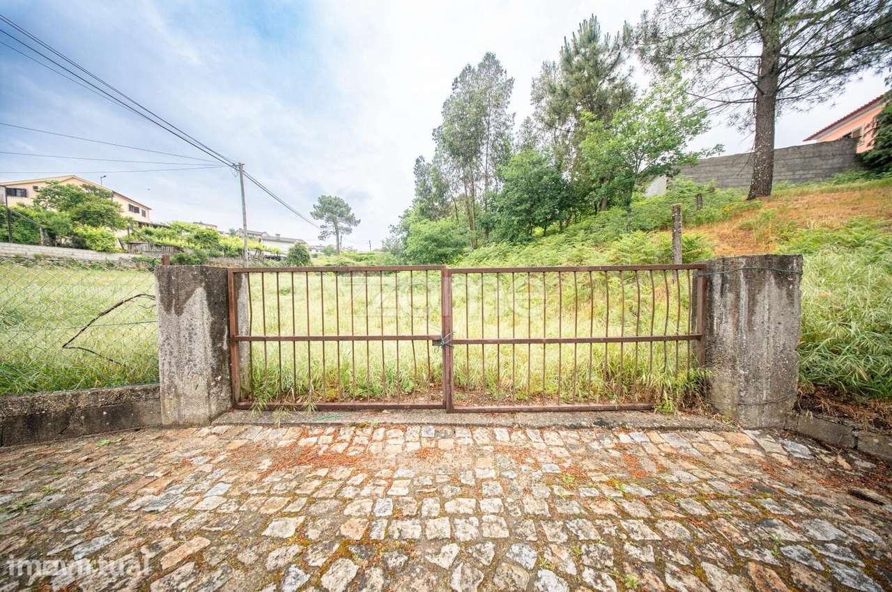 TERRENO COM POTENCIAL PARA CONSTRUÇÂO DE MORADIAS – MANCELOS - Grande imagem: 4/19