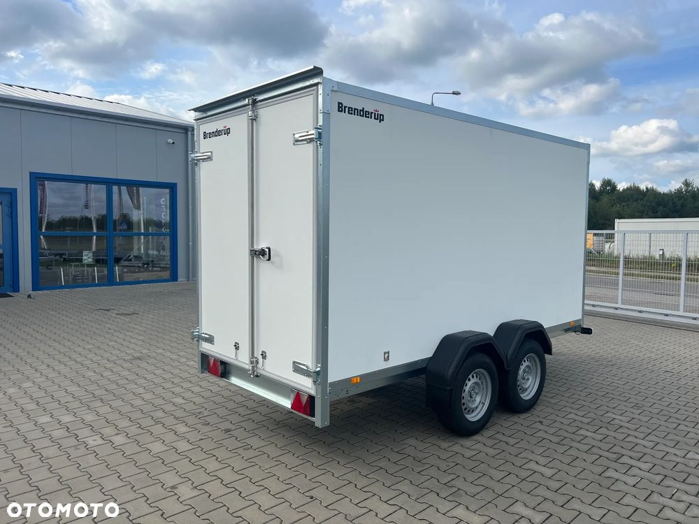 Brenderup Cargo CD 300 TB drzwi 300x155x185 cm , 2,5T - 5
