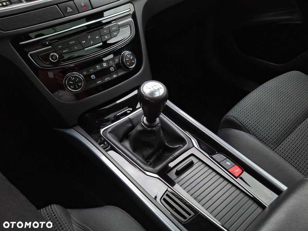 Peugeot 508 1.6 BlueHDi Active S&S - 16