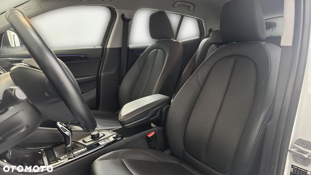 BMW X2 sDrive18d Advantage - 12