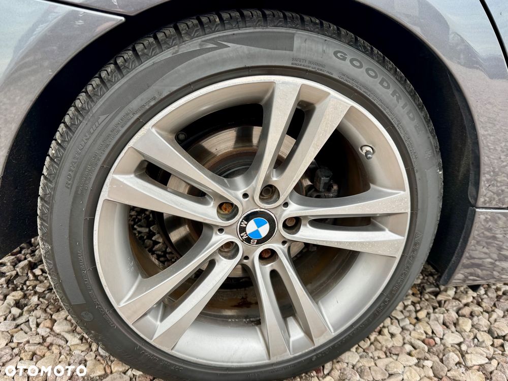 BMW Seria 3 - 16