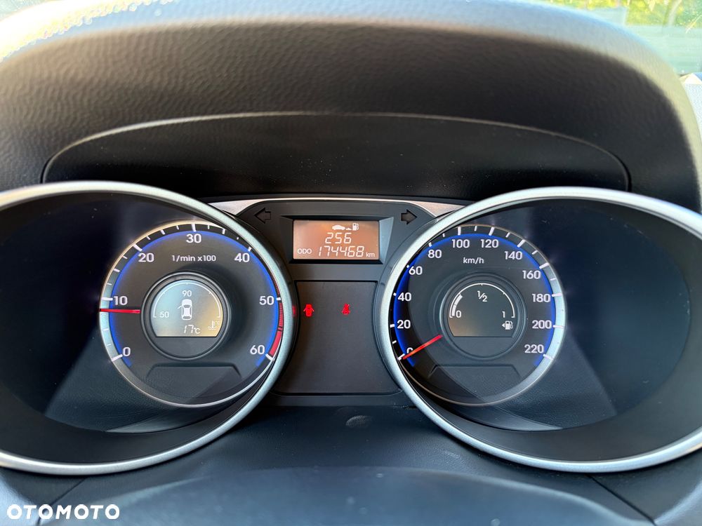 Hyundai ix35 2.0 CRDi 4WD Premium - 18