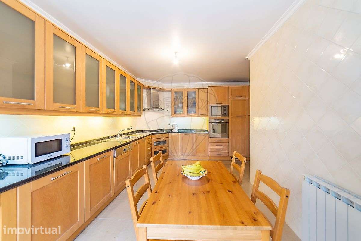 Apartamento T5 para arrendamento - Grande imagem: 2/12