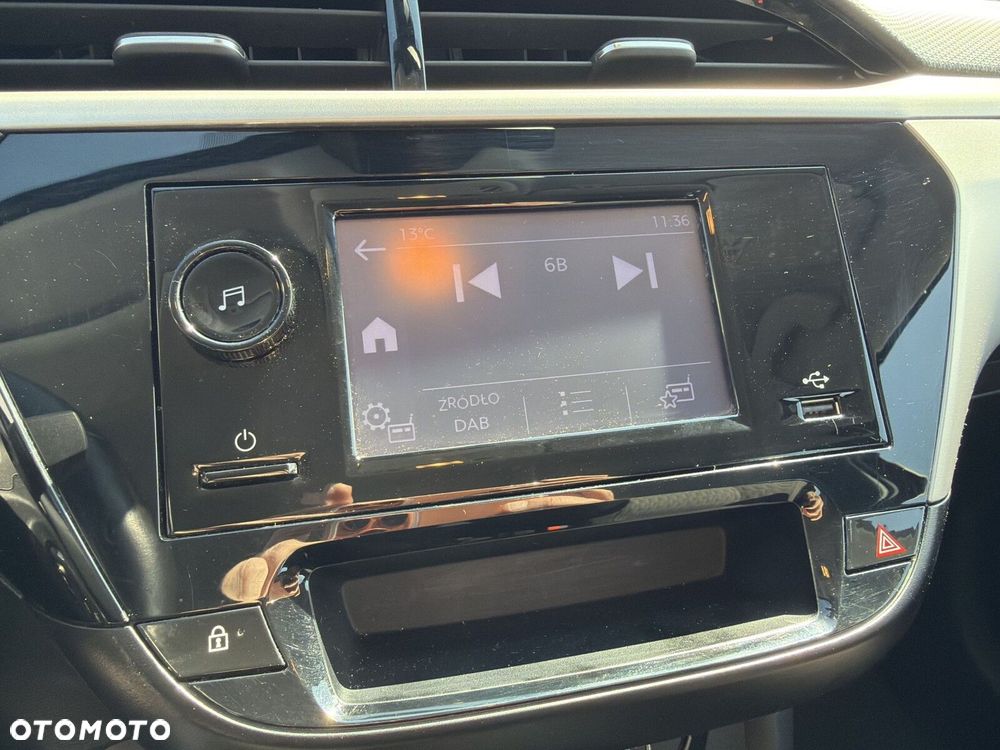 Opel Corsa 1.2 Edition S&S - 24