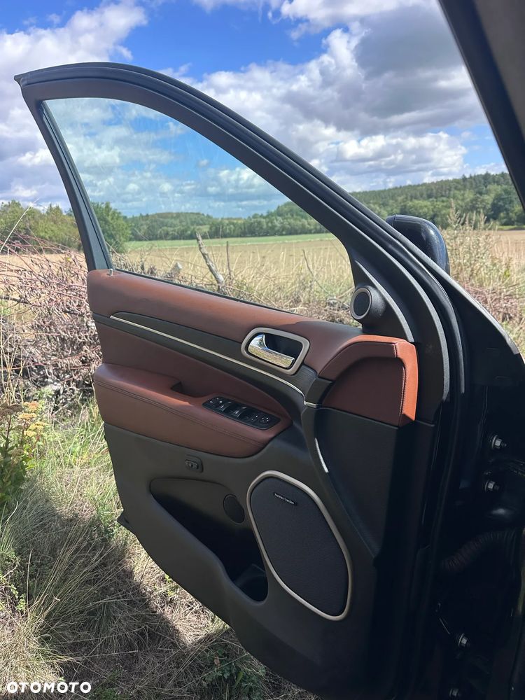 Jeep Grand Cherokee Gr 5.7 V8 Summit - 19