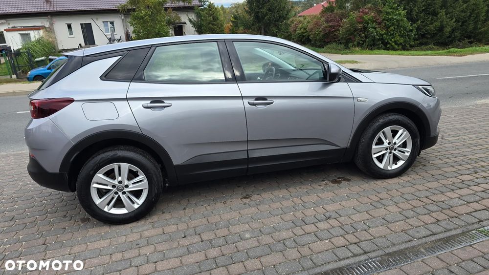 Opel Grandland X 1.2 T Enjoy S&S - 6