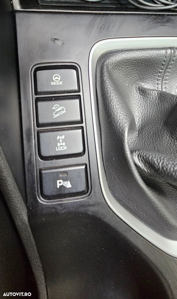 Hyundai Tucson 2.0 CRDI 4WD 6MT Luxury Pack+ - 10