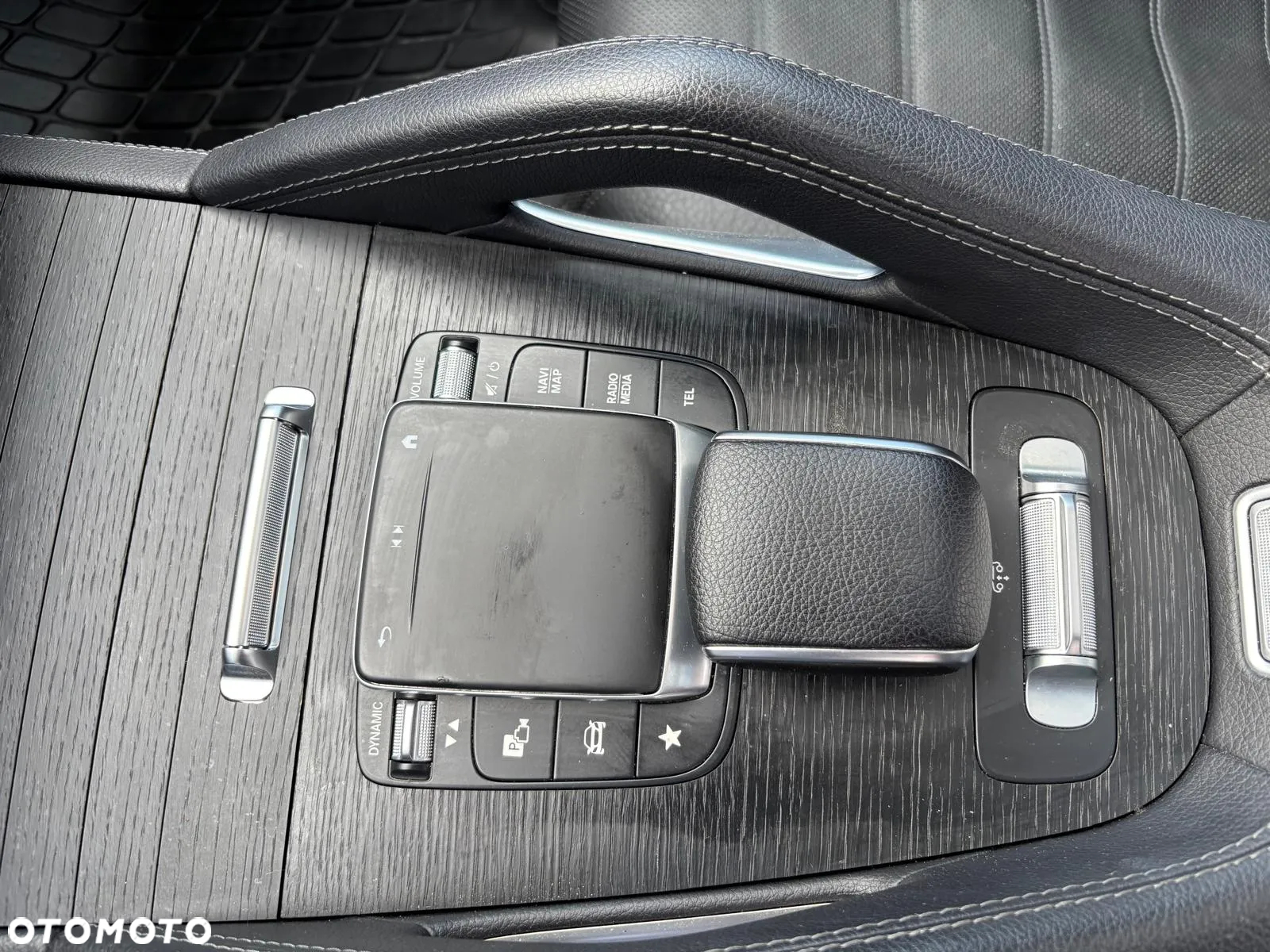 Mercedes-Benz GLS 400 d 4-Matic - 8