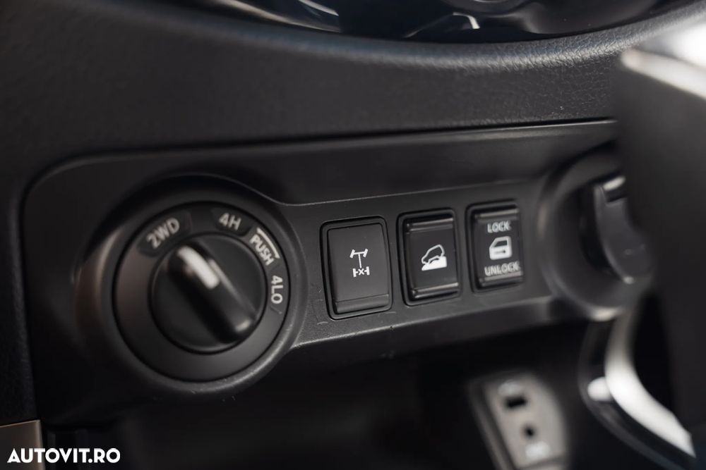 Nissan Navara Bi Turbo Double Cab Tekna Aut. - 21