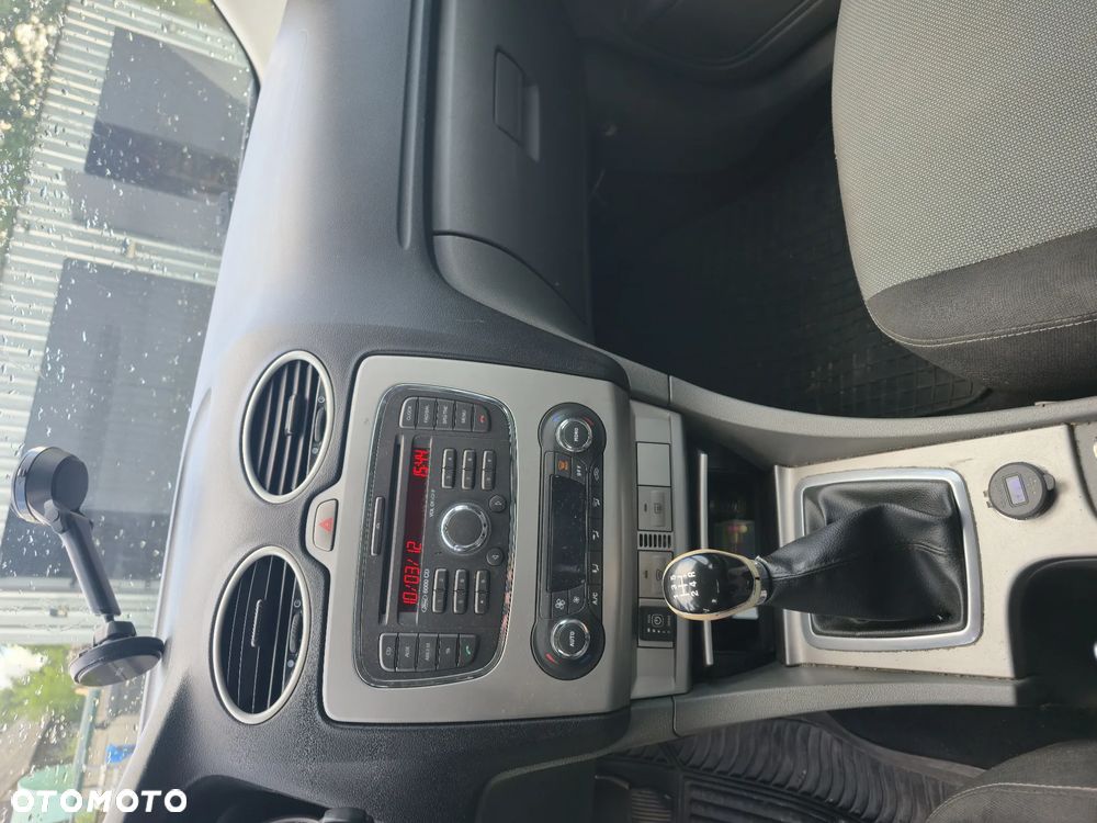 Ford Focus 1.6 Trend EU5 - 8