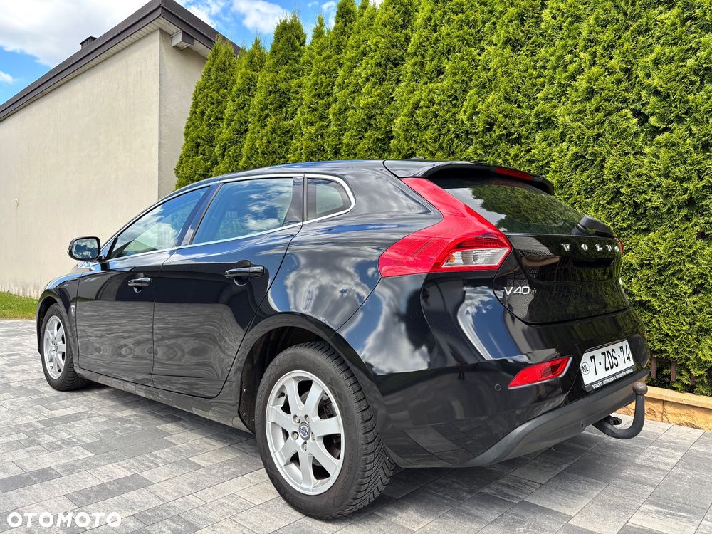 Volvo V40 D2 - 4
