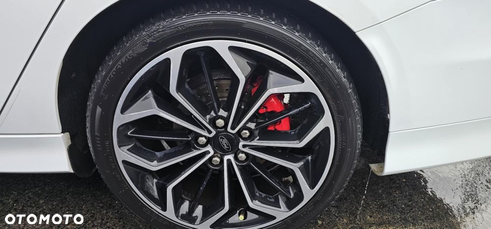 Ford Focus 2.0 EcoBoost ST - 6
