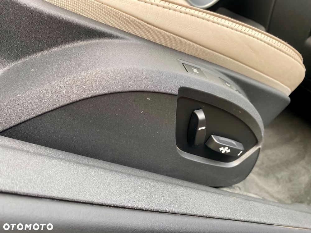 Volvo C70 T5 Summum - 26