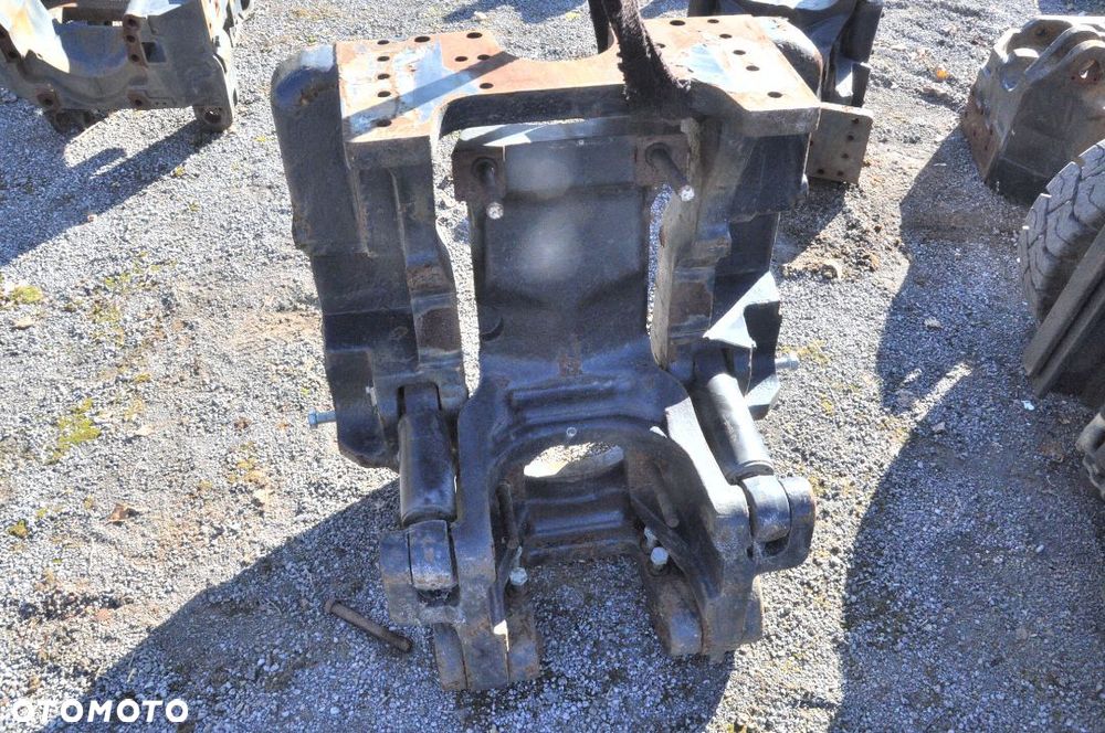 WSPORNIK SUPORT RAMA CASE / NEW HOLLAND NR Z9BG09840 / PS84186950 - 2