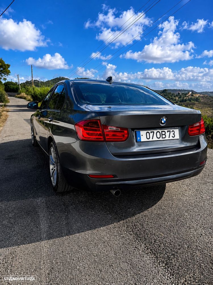BMW 320 d EfficientDynamics Line Sport - 4