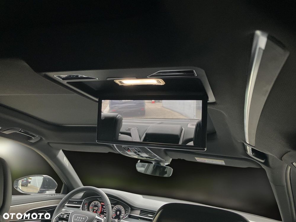 Audi A8 - 21