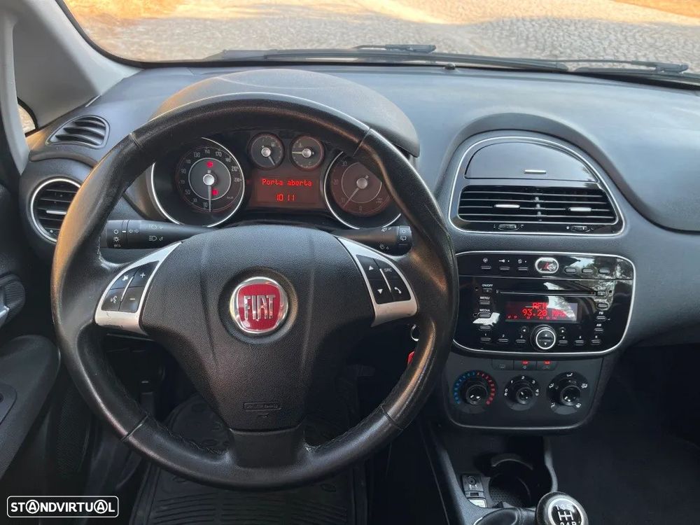 Fiat Punto 1.3 M-Jet Lounge S&S - 21