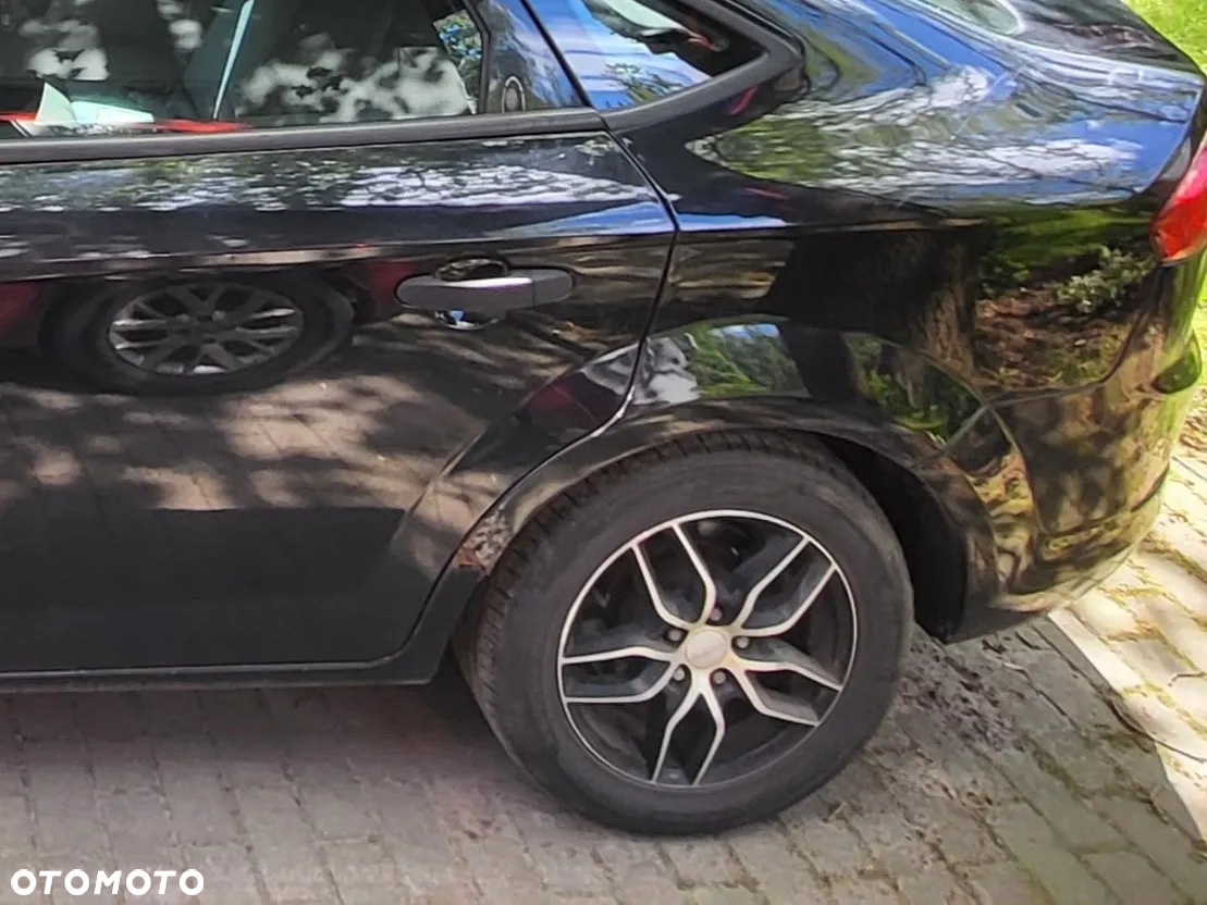 Ford Mondeo - 4