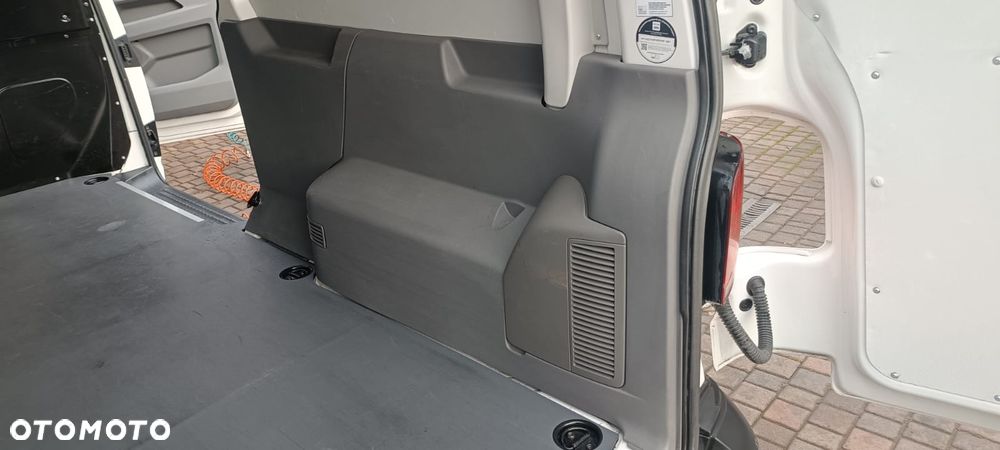 Volkswagen Transporter - 20