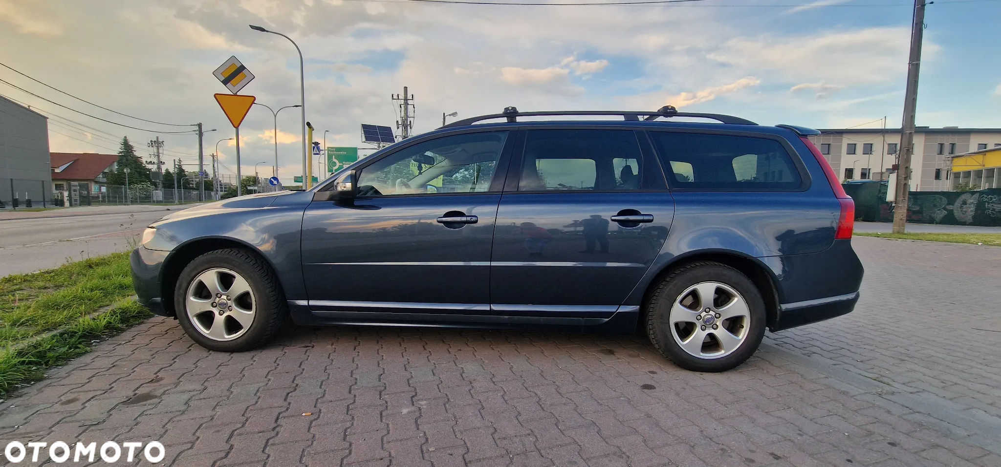 Volvo V70 2.0D Momentum - 11