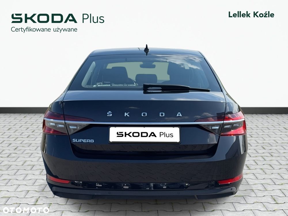 Skoda Superb 2.0 TSI Ambition DSG - 6