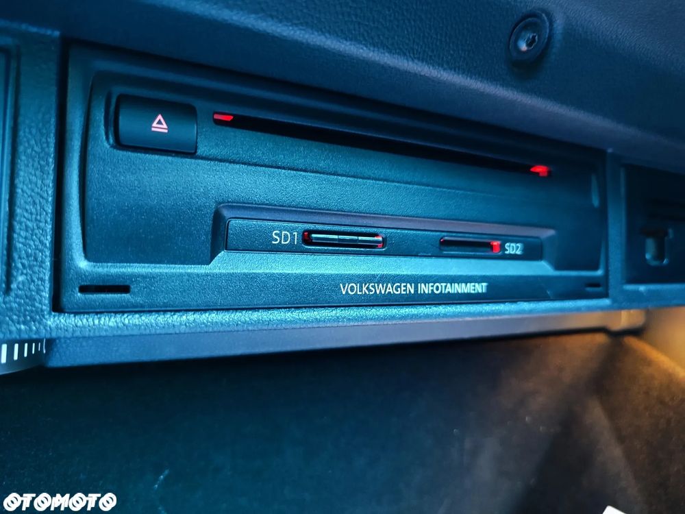 Volkswagen Golf 1.6 TDI BlueMotion Technology Lounge - 24