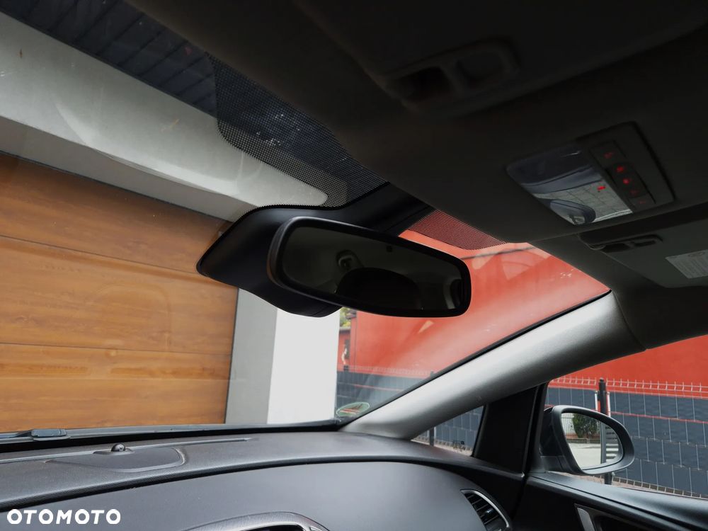 Opel Astra 1.6 Turbo Innovation - 34