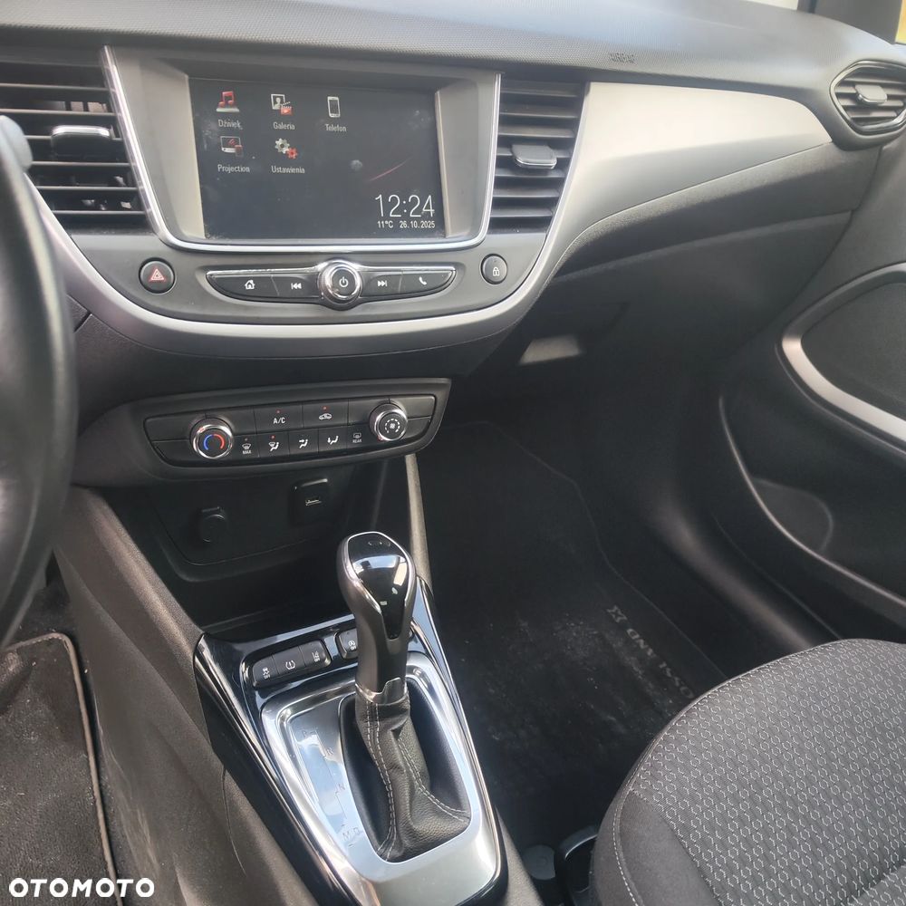 Opel Crossland X - 15