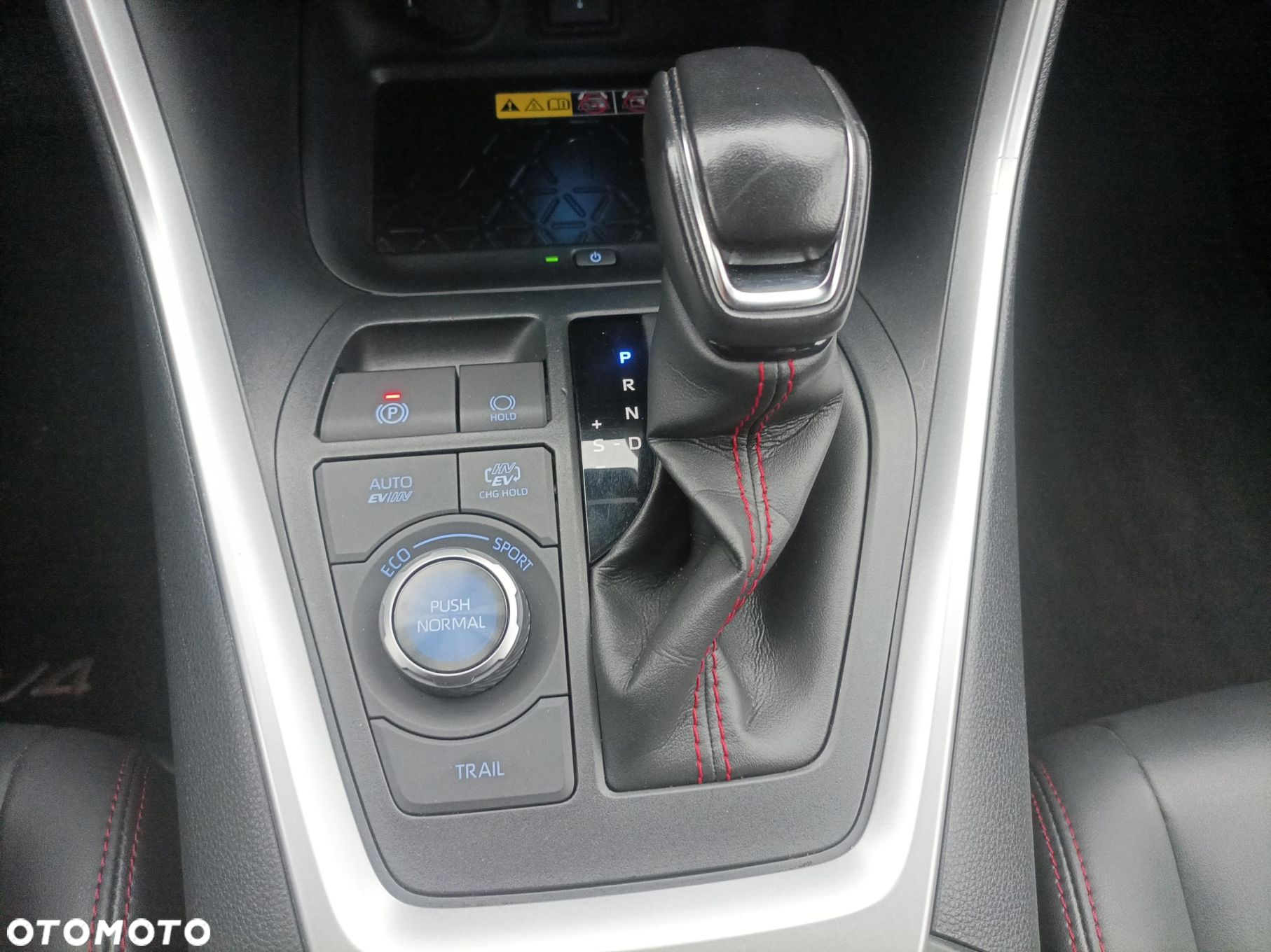 Toyota RAV4 - 12