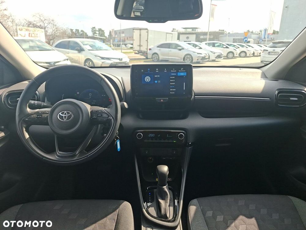 Toyota Yaris Hybrid 1.5 Style - 11