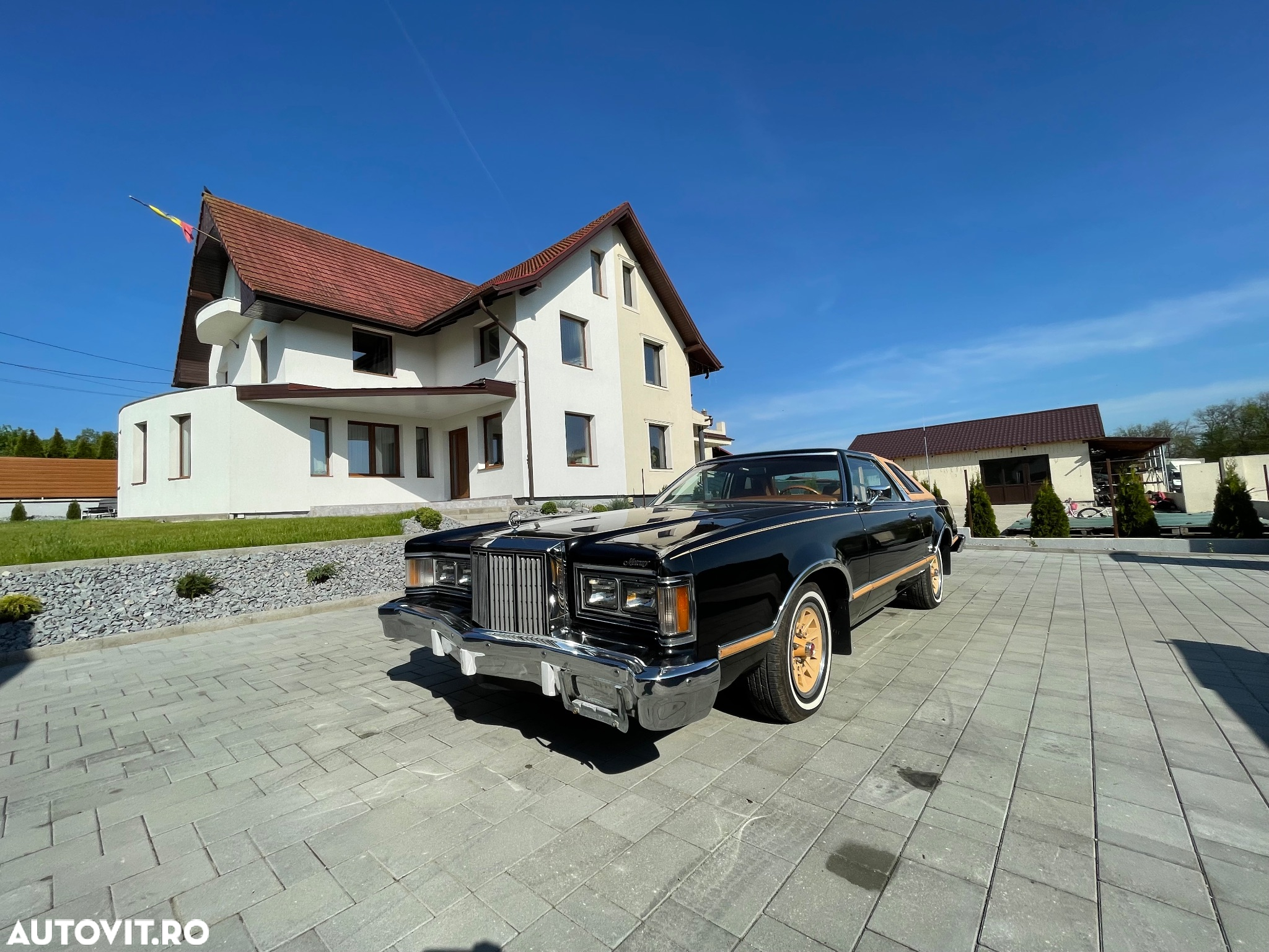 Mercury Cougar - 4