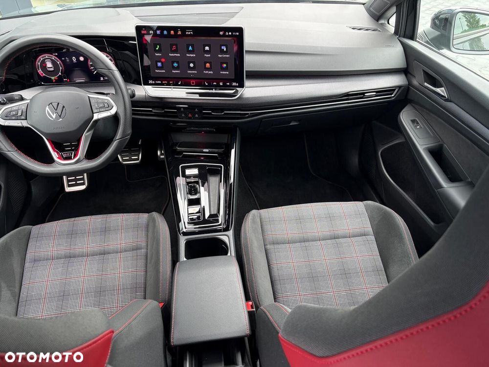 Volkswagen Golf - 13
