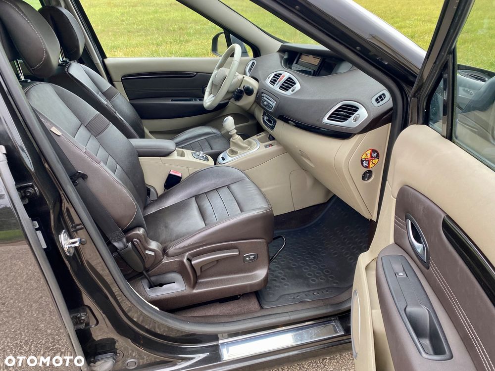 Renault Scenic 1.9 dCi Privilege - 27