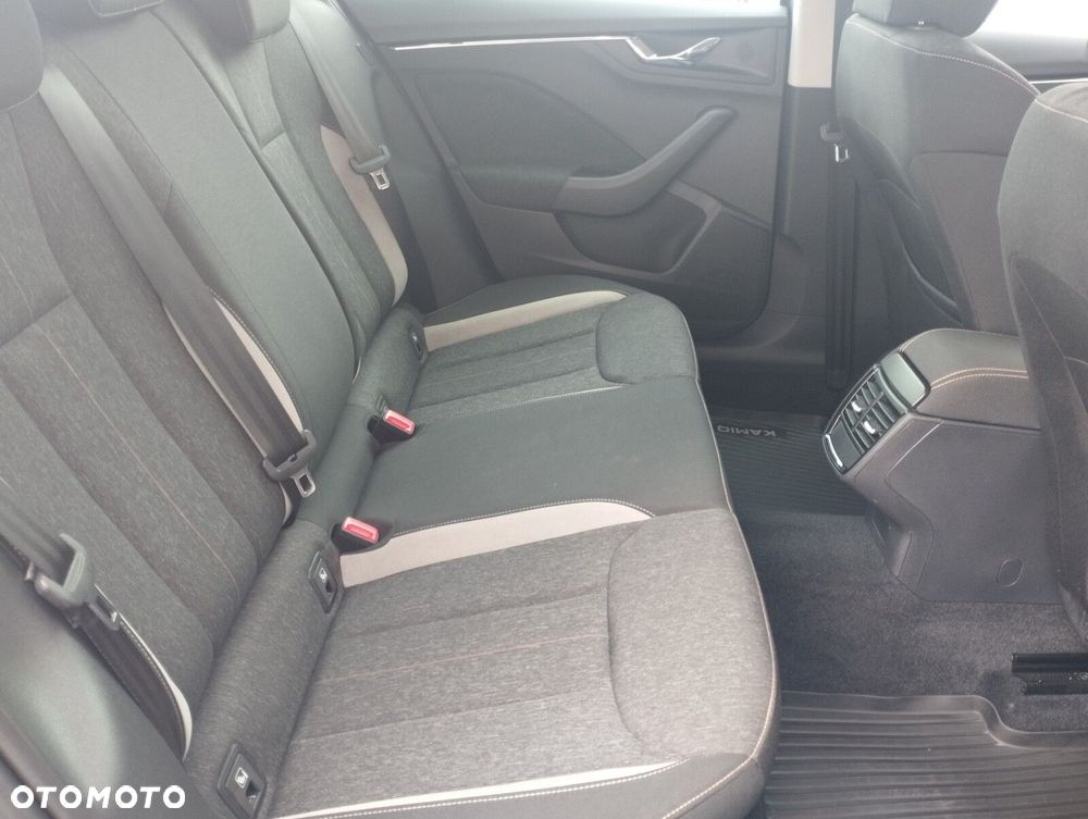 Skoda Kamiq 1.0 TSI Style - 27