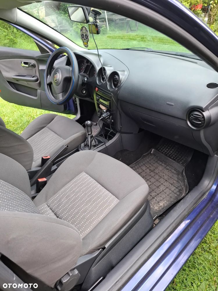 Seat Ibiza 1.4 16V Reference - 11
