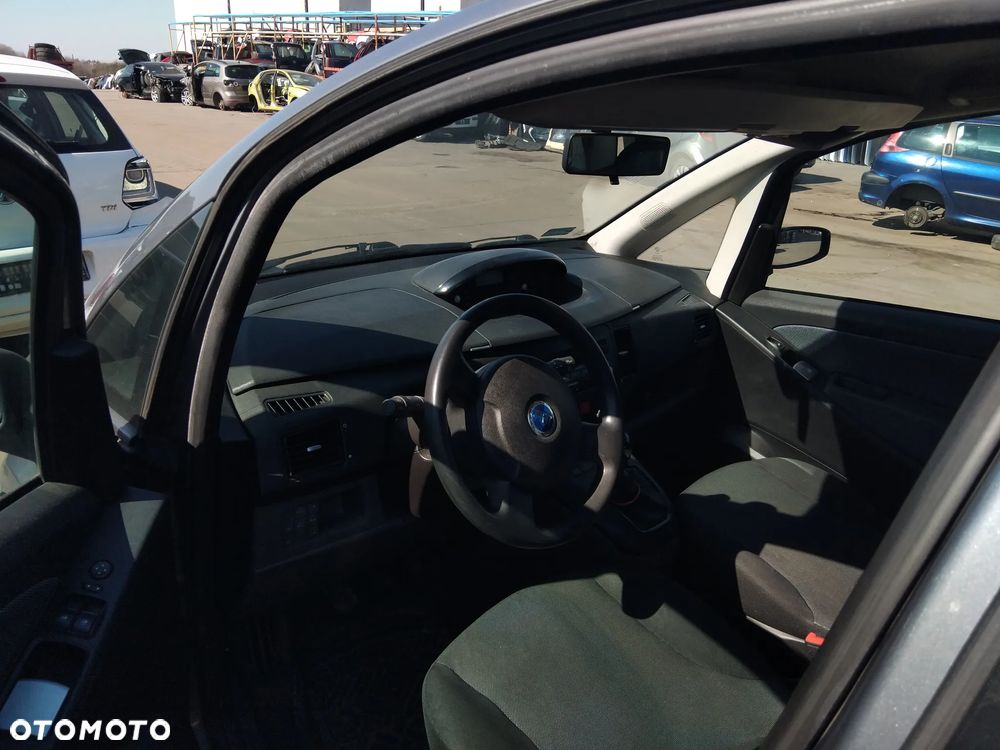 Fiat Idea z silnikiem 1,4 16v ozn. 845A1000 II skrzynią manualną 6 biegów lakier 600 - 6