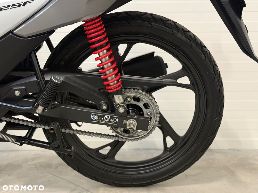 Honda CB - 29