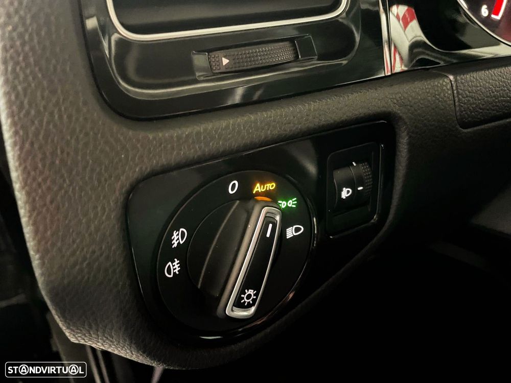 VW Golf Variant 1.6 TDi GPS Edition - 18