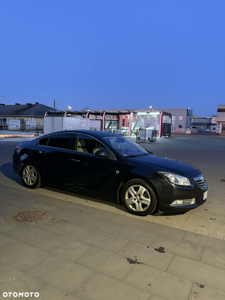 Opel Insignia 2.0 T Cosmo 4x4 - 5