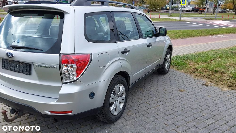 Subaru Forester 2.0 XA TRE - 6