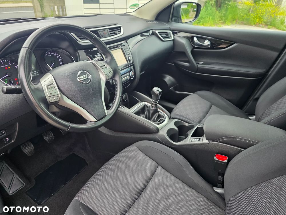Nissan Qashqai 1.6 DIG-T N-Connecta - 18